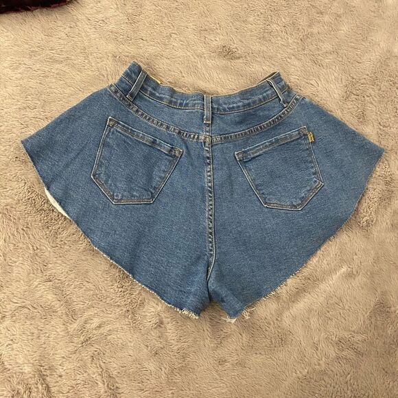 Vibrant MIU high waist flare jean shorts, M - Picture 5 of 9